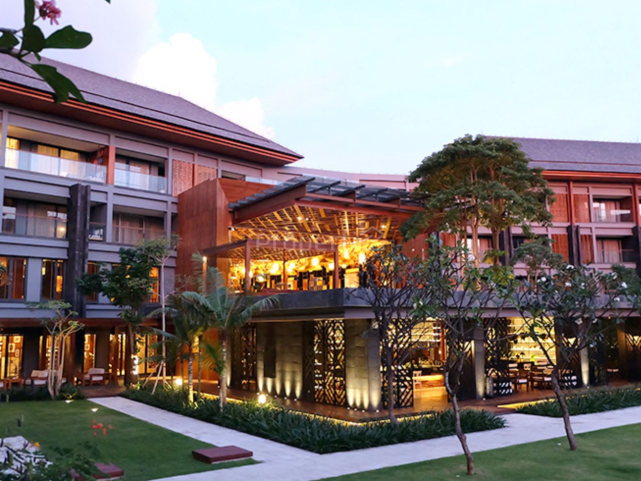 Hotel Baru di Seminyak Bali, Bali