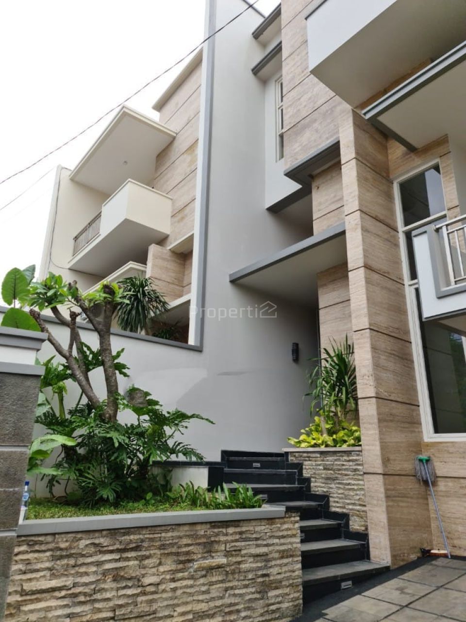 Cheap New House in Kebayoran Lama, South Jakarta, DKI Jakarta