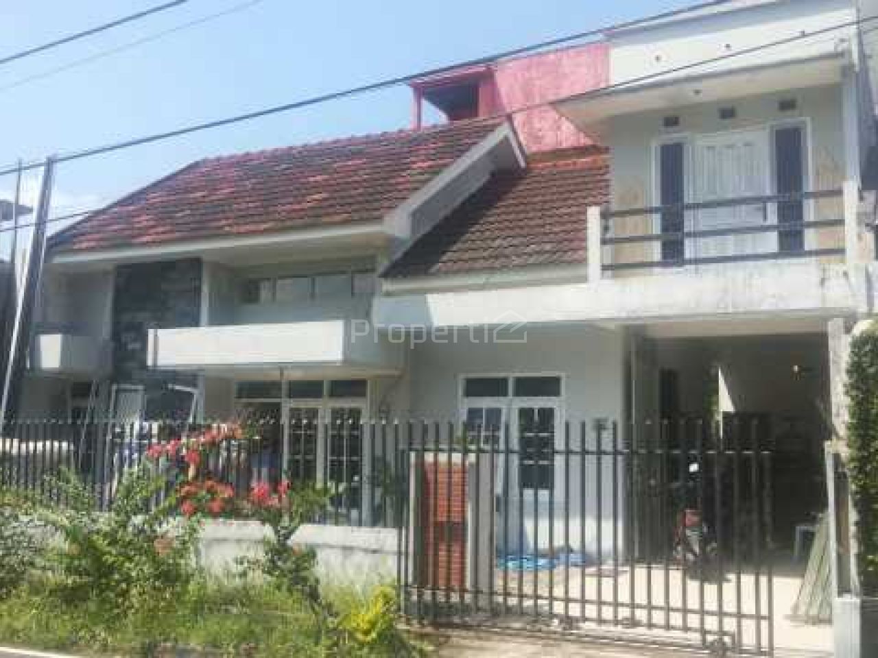 Rumah 1,5 Lantai dalam Hunian Asri dan Strategis di Kota Malang, Jawa Timur