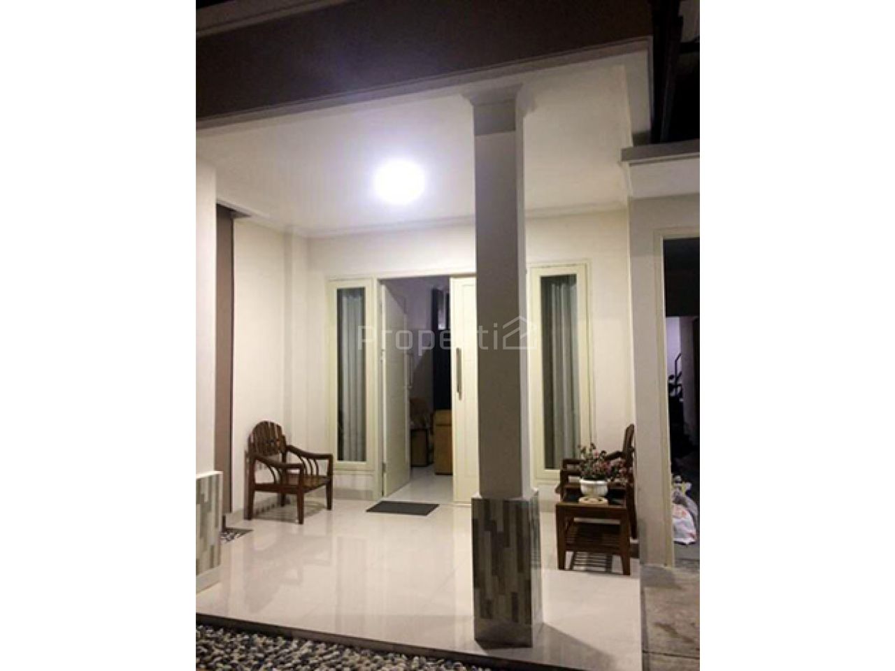 2-Storey House and Comfortable Environment in Srengseng, DKI Jakarta