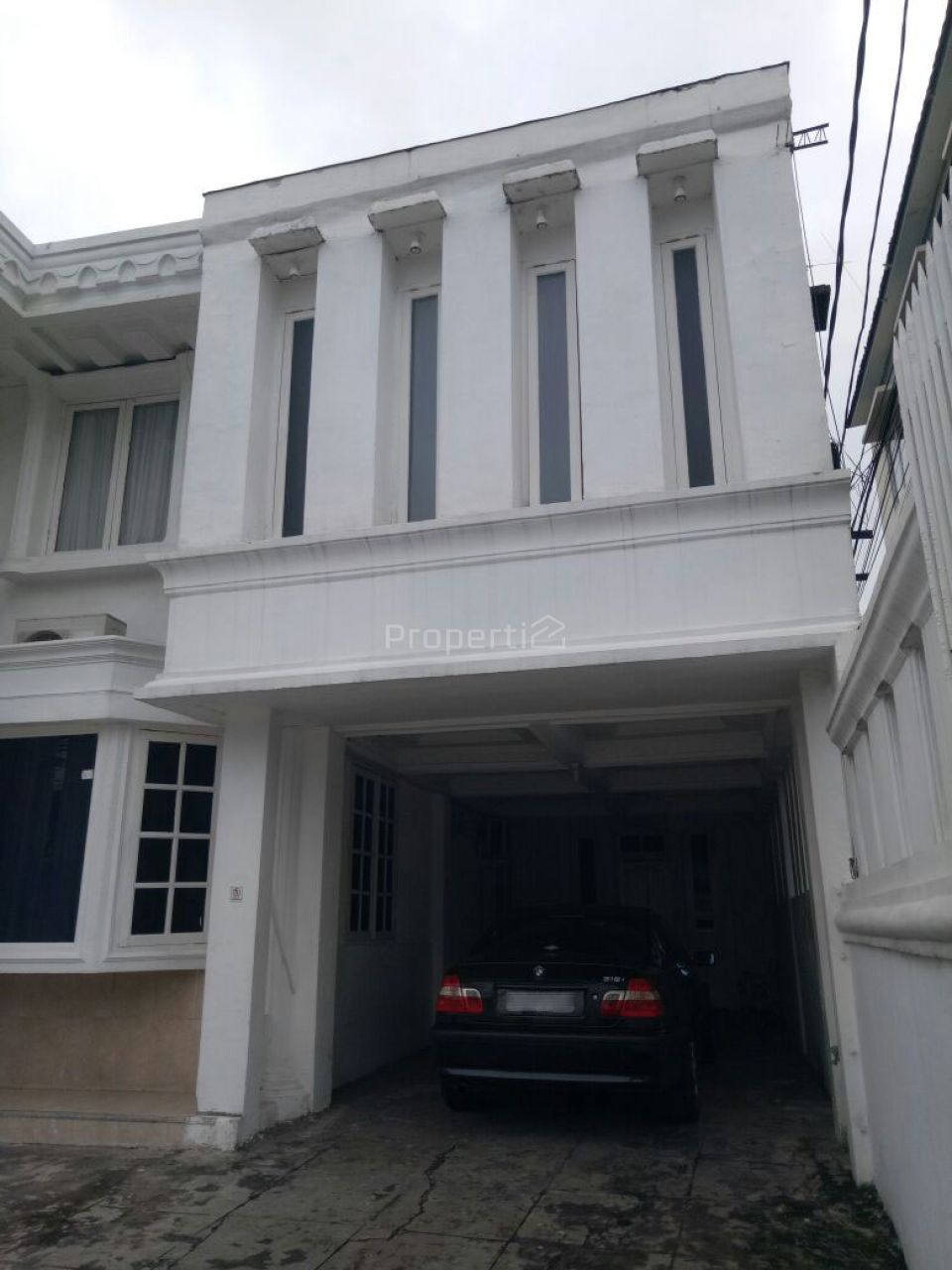 House Below Market Value in Setiabudi, DKI Jakarta
