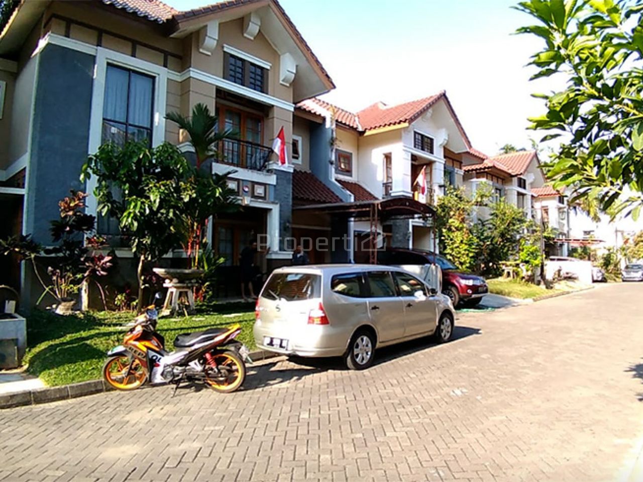 Rumah Minimalis Modern dalam Kompleks Elite di Yogyakarta - Jual Beli
