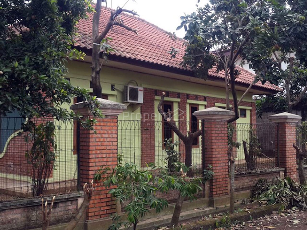 Strategic House Around Ciputat, Banten