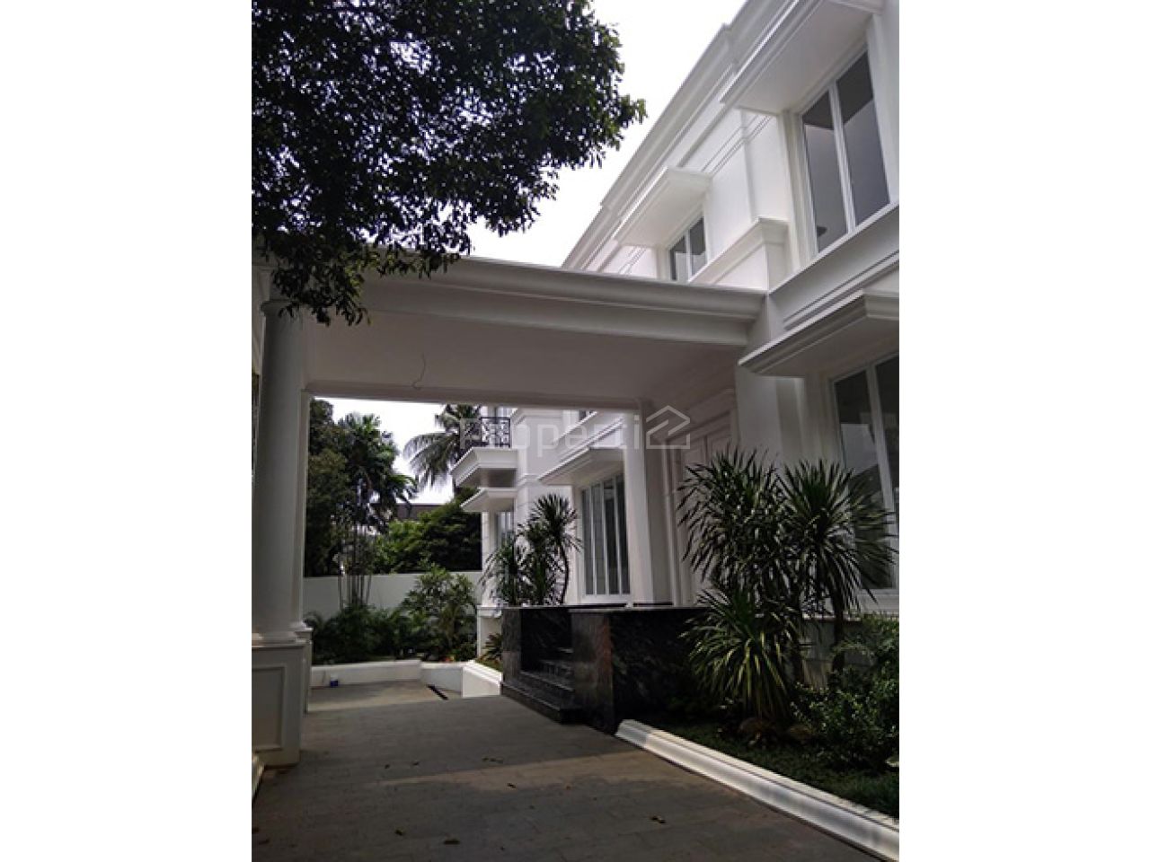 New Super Luxury House with Hook Position in Pondok Indah, DKI Jakarta