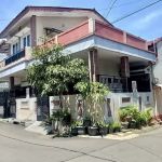 Rumah Kompleks di Pisangan, Kota Tangerang Selatan